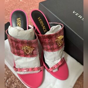 Versace Sandals 7.5 Pink. Authentic Tessudo Tweed Spalmato/Gold  Medusa/Leather